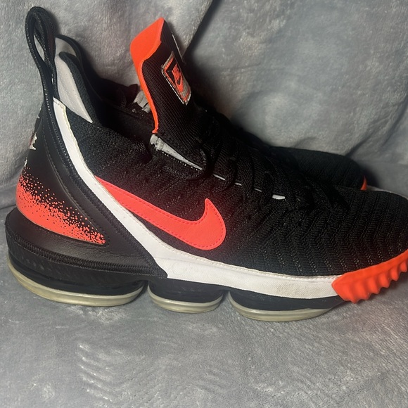 Lebron 16 hot lava black Nike sneakers